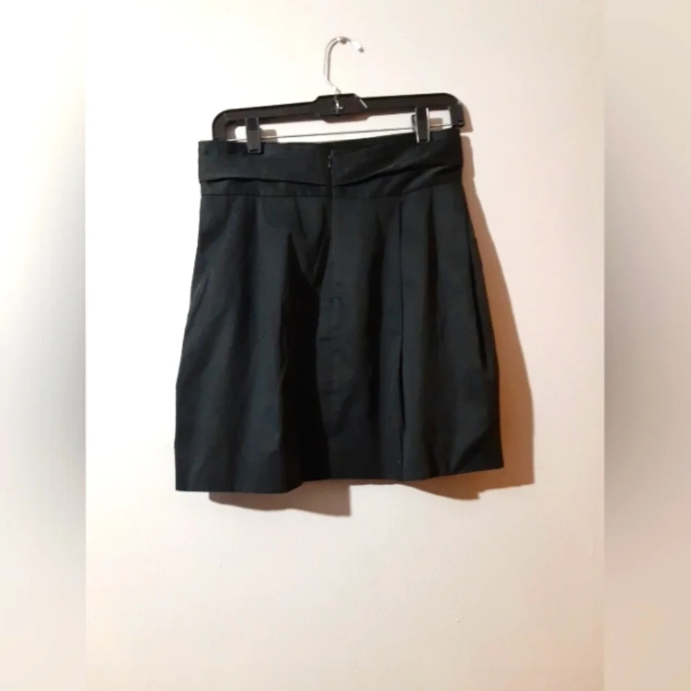 BCBGMaxAzria Black Bubble Mini Skirt Size 06 Zip Back Party Evening - Picture 3 of 6